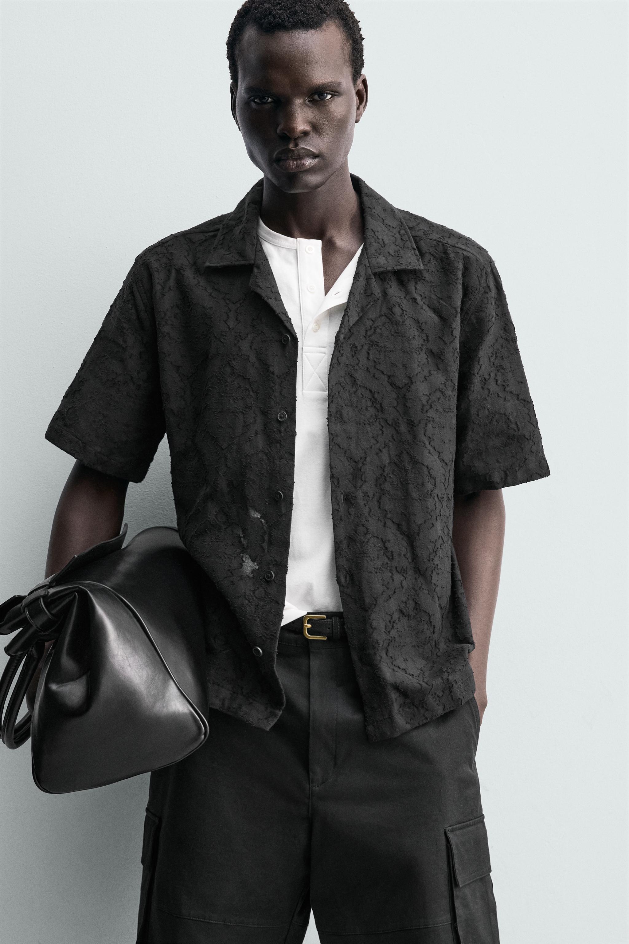 TEXTURED JACQUARD RELAXED FIT SHIRT